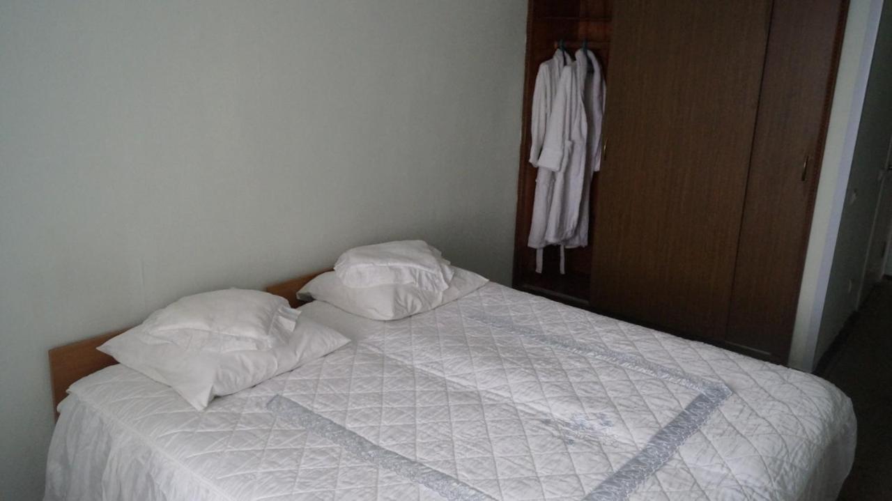 Sanatoriy-Hotel Feofaniya Киев Екстериор снимка
